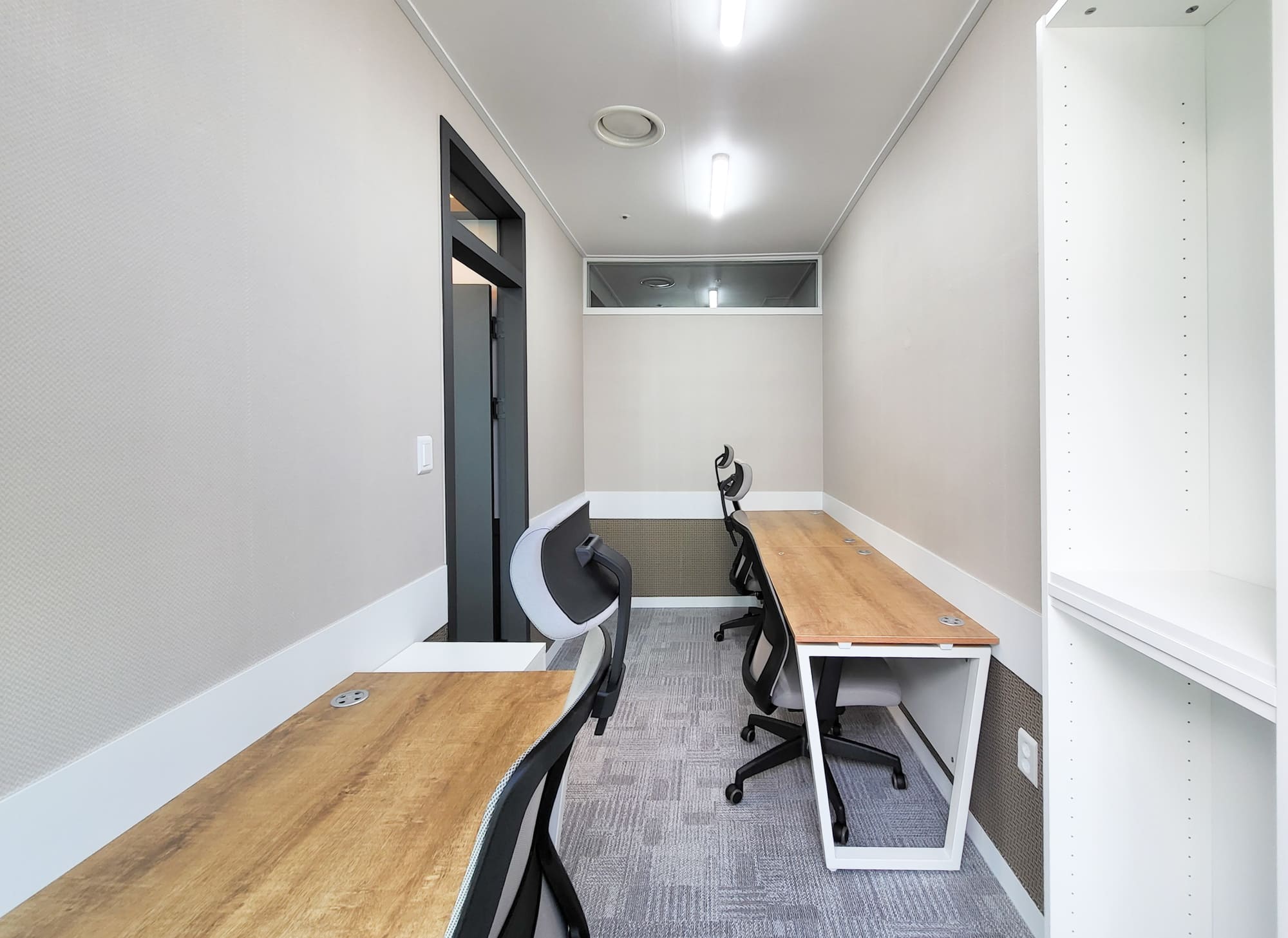 2,3인 사무실(창가)